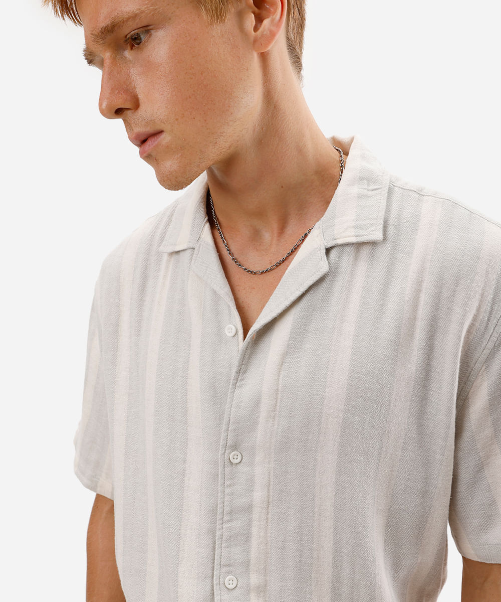 camisa masculina de algodão manga curta listrada off white