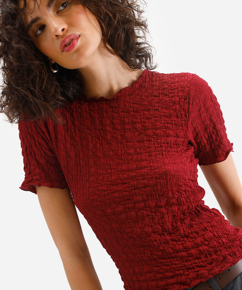 blusa manga curta texturizada - vinho