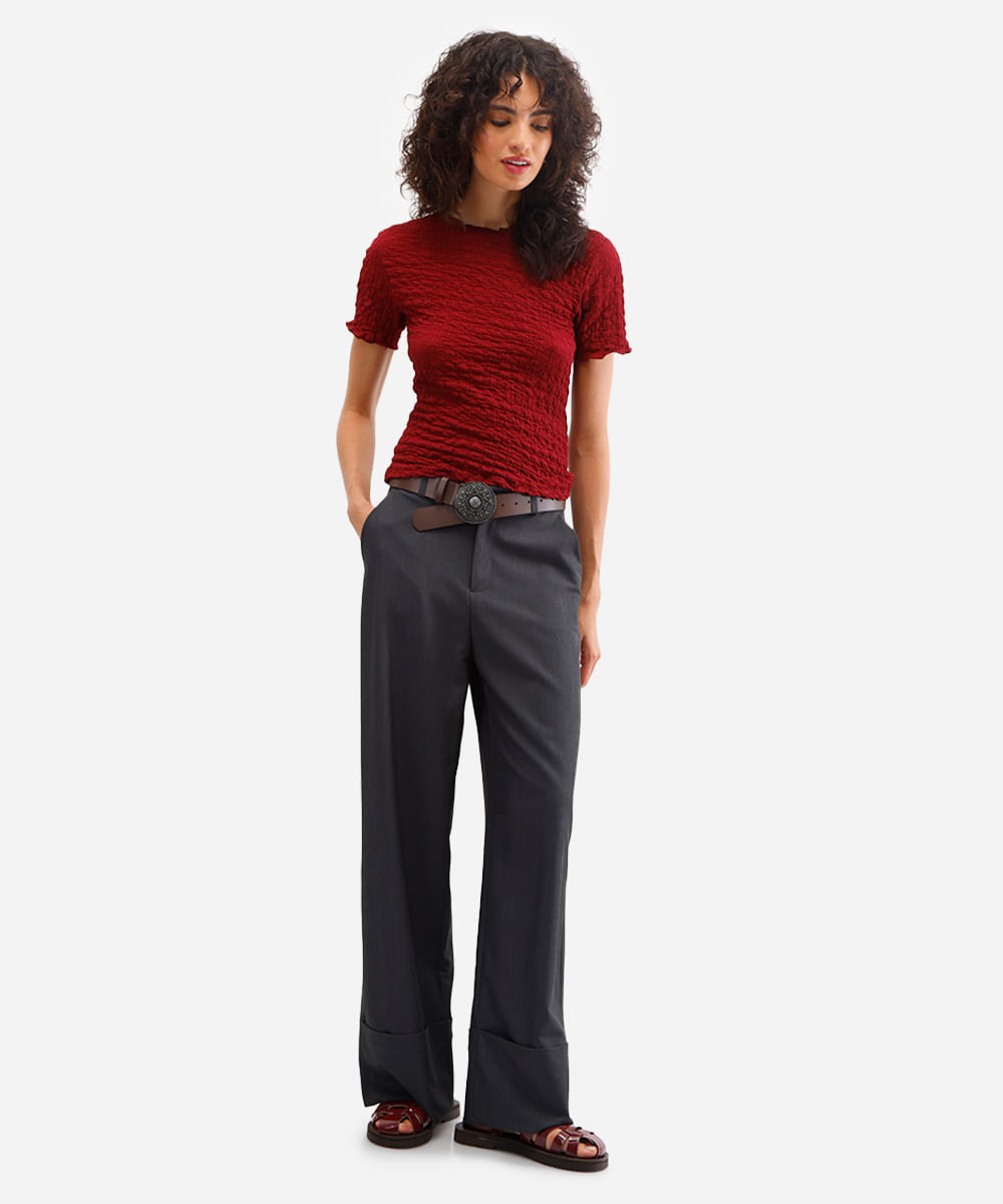 blusa manga curta texturizada - vinho