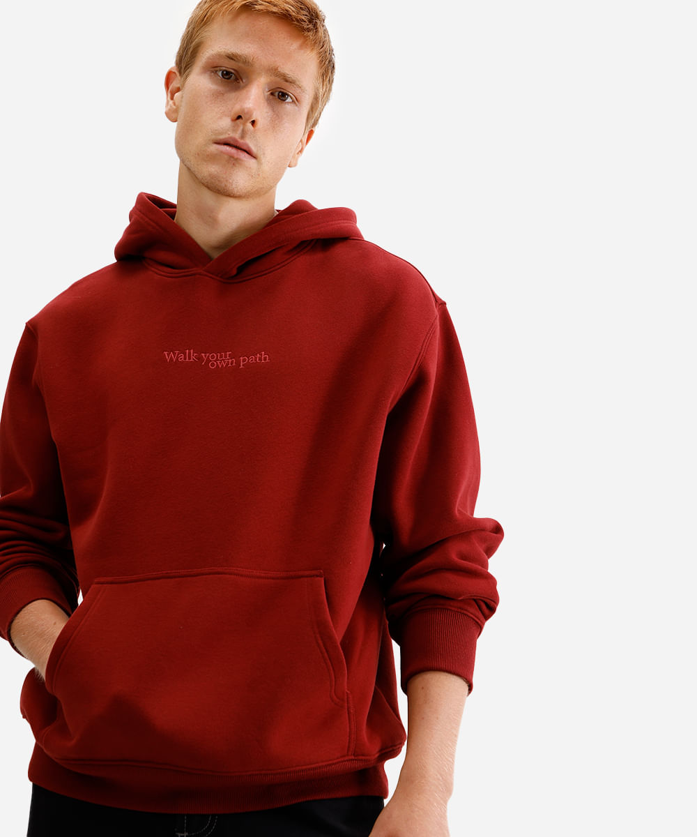 blusão masculino de moletom com bordado e capuz vinho