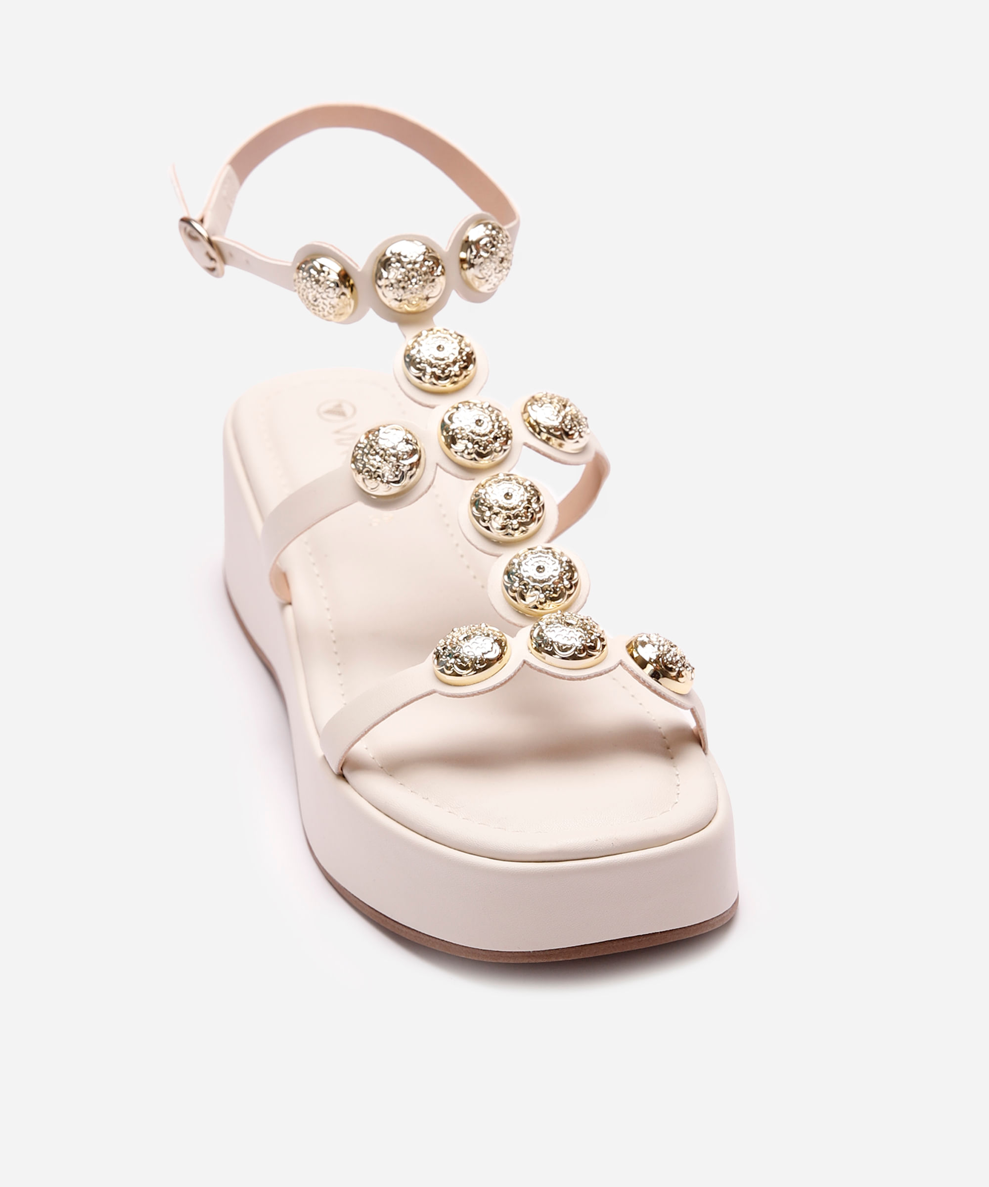 sandália flatform via uno com tachas off white