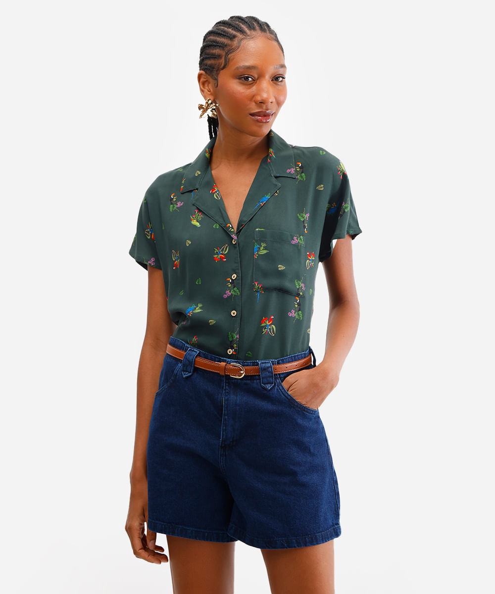 camisa de viscose com bolso pássaros verde
