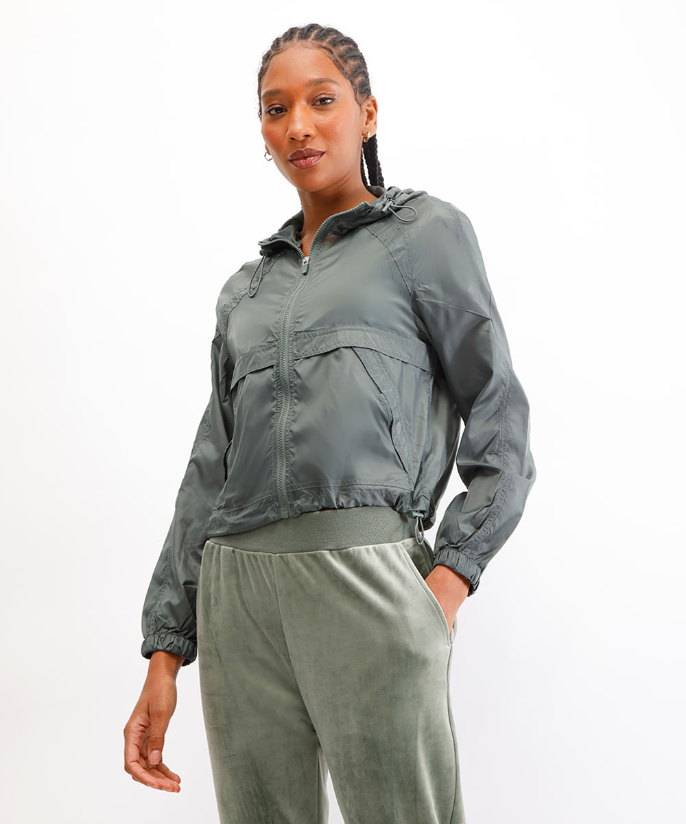 jaqueta corta vento com capuz esportiva - verde militar