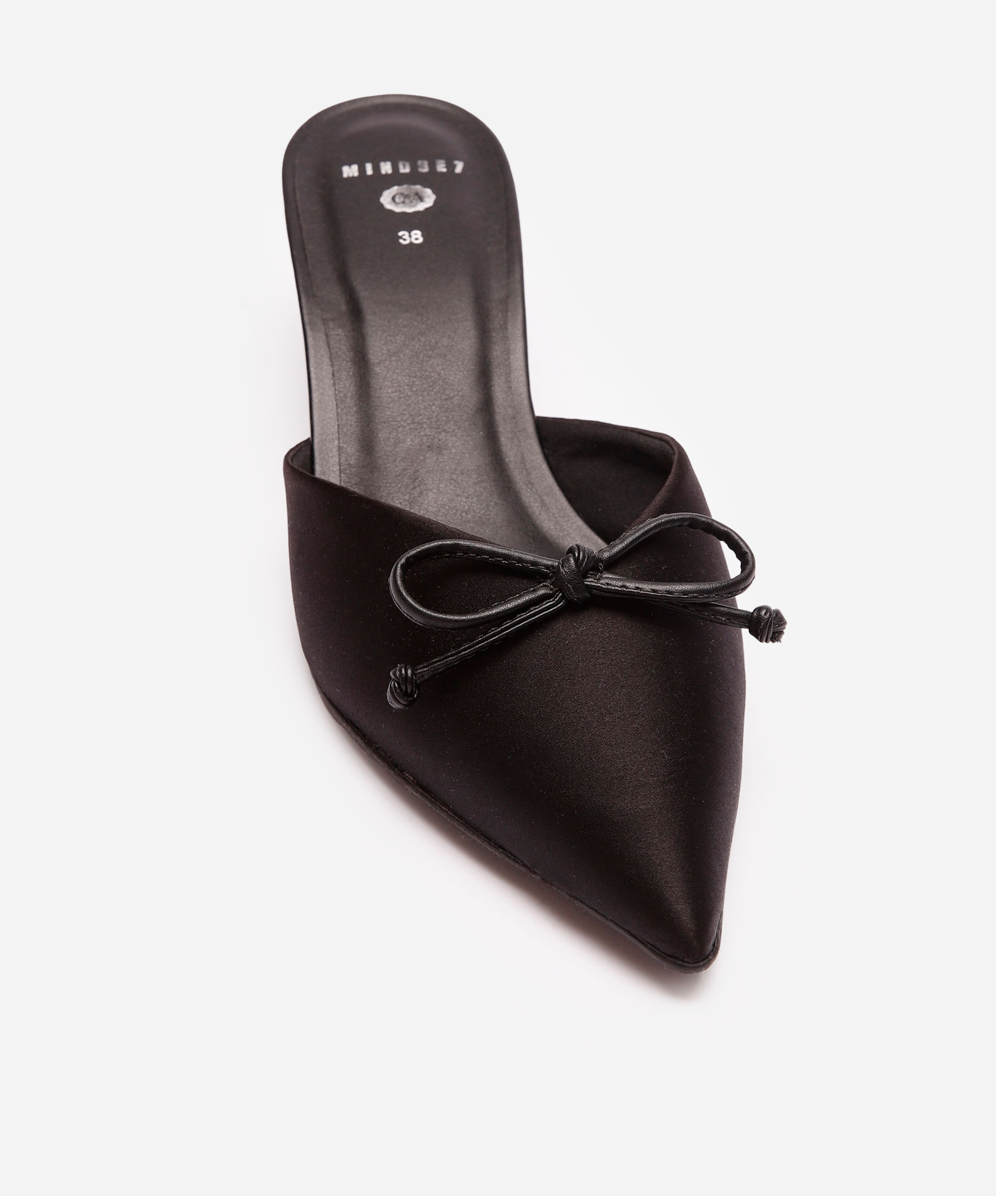 mule bico fino com laço mindset preto