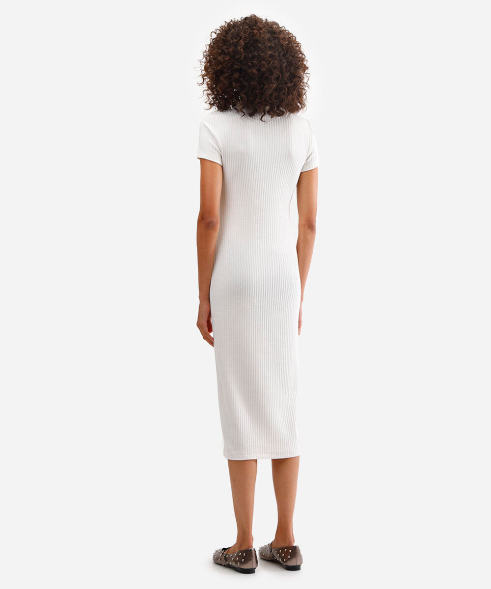 vestido polo feminino manga curta canelado off white