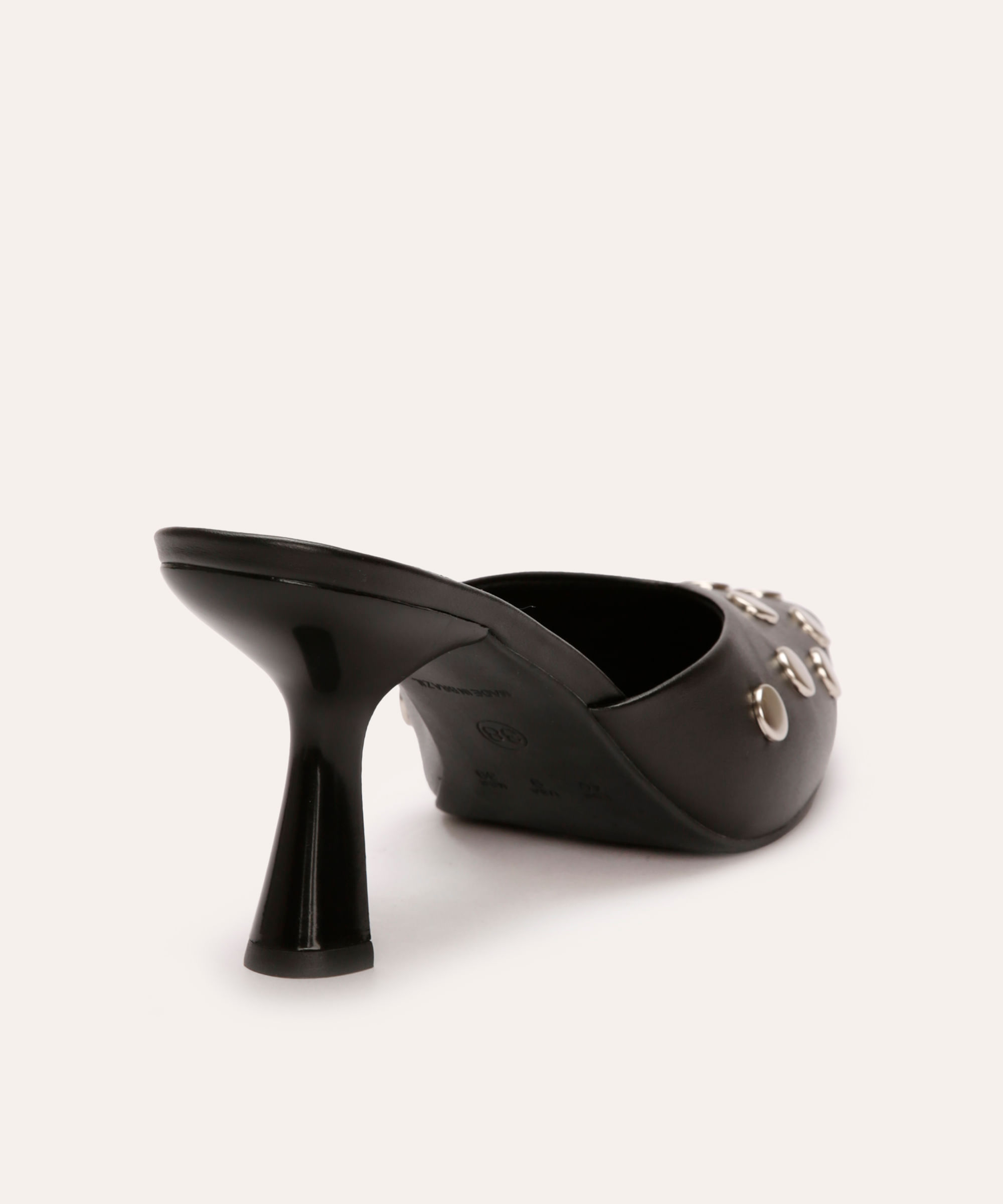mule com tachas salto médio mindset preto