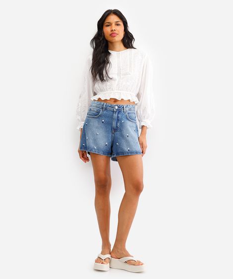 short jeans feminino com bordados e brilhos azul
