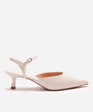 scarpin bico fino salto baixo mindset off white