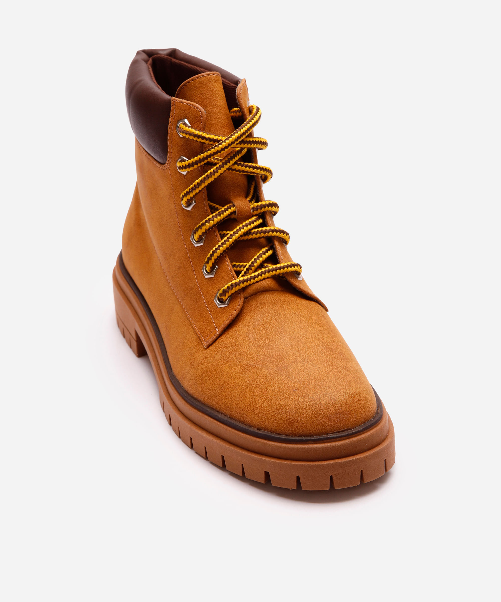 bota feminina cano curto tratorada com cadarço oneself marrom