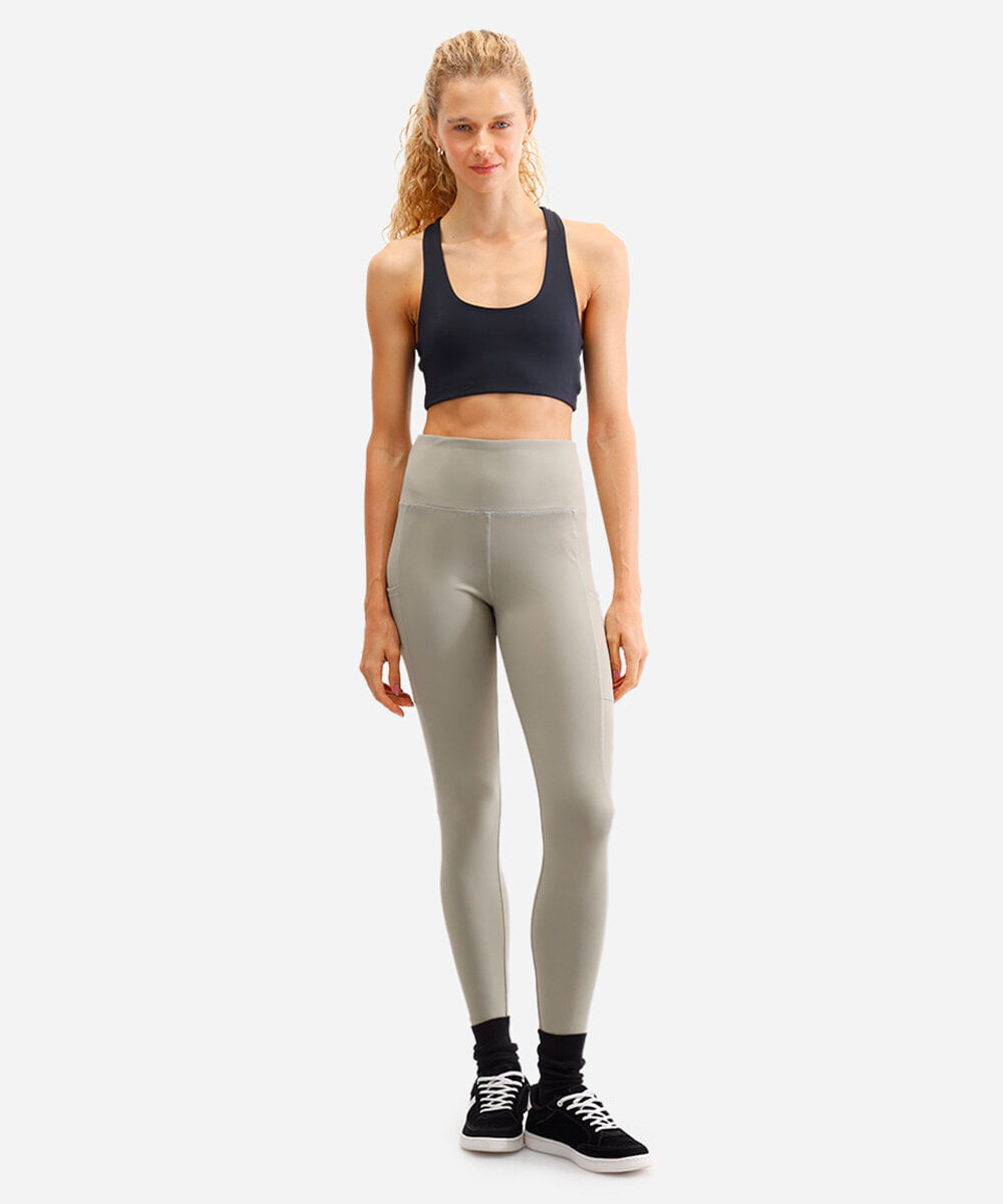 calça legging esportiva com bolsos verde