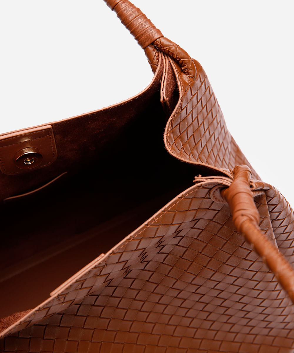 bolsa shoulder texturizada mindset - marrom escuro