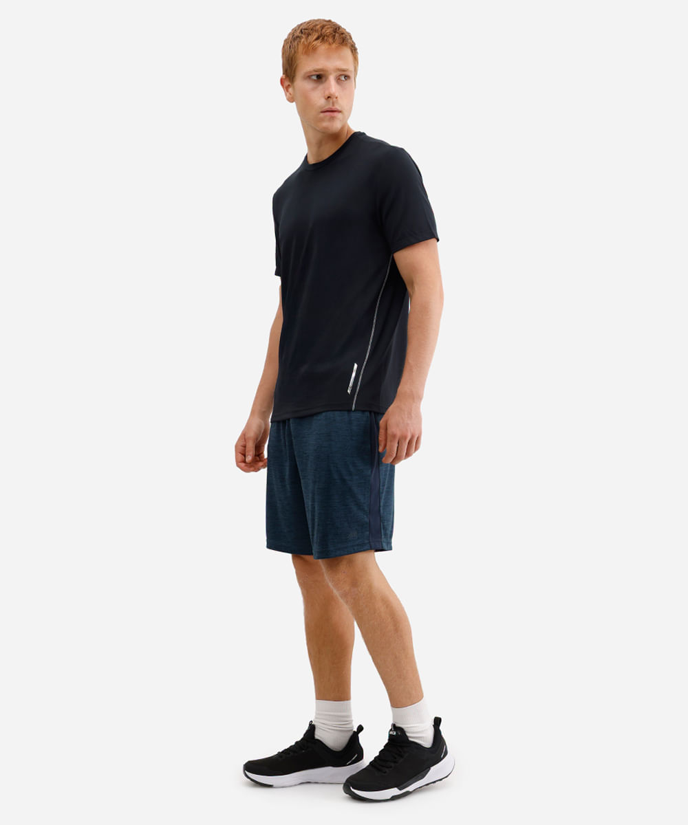 camiseta masculina esportiva preta