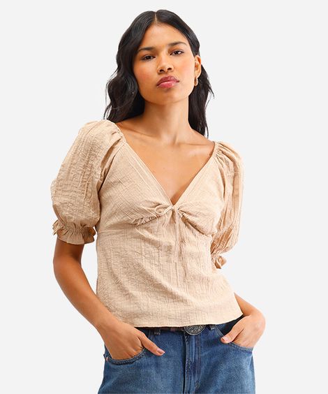 blusa feminina manga bufante texturizada bege