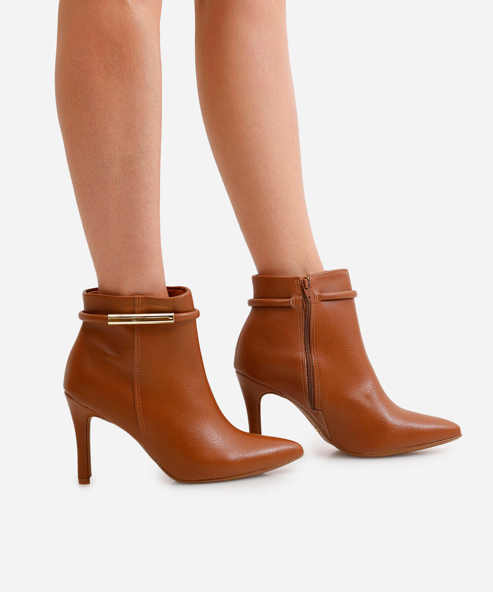 bota feminina cano curto bico fino vizzano marrom