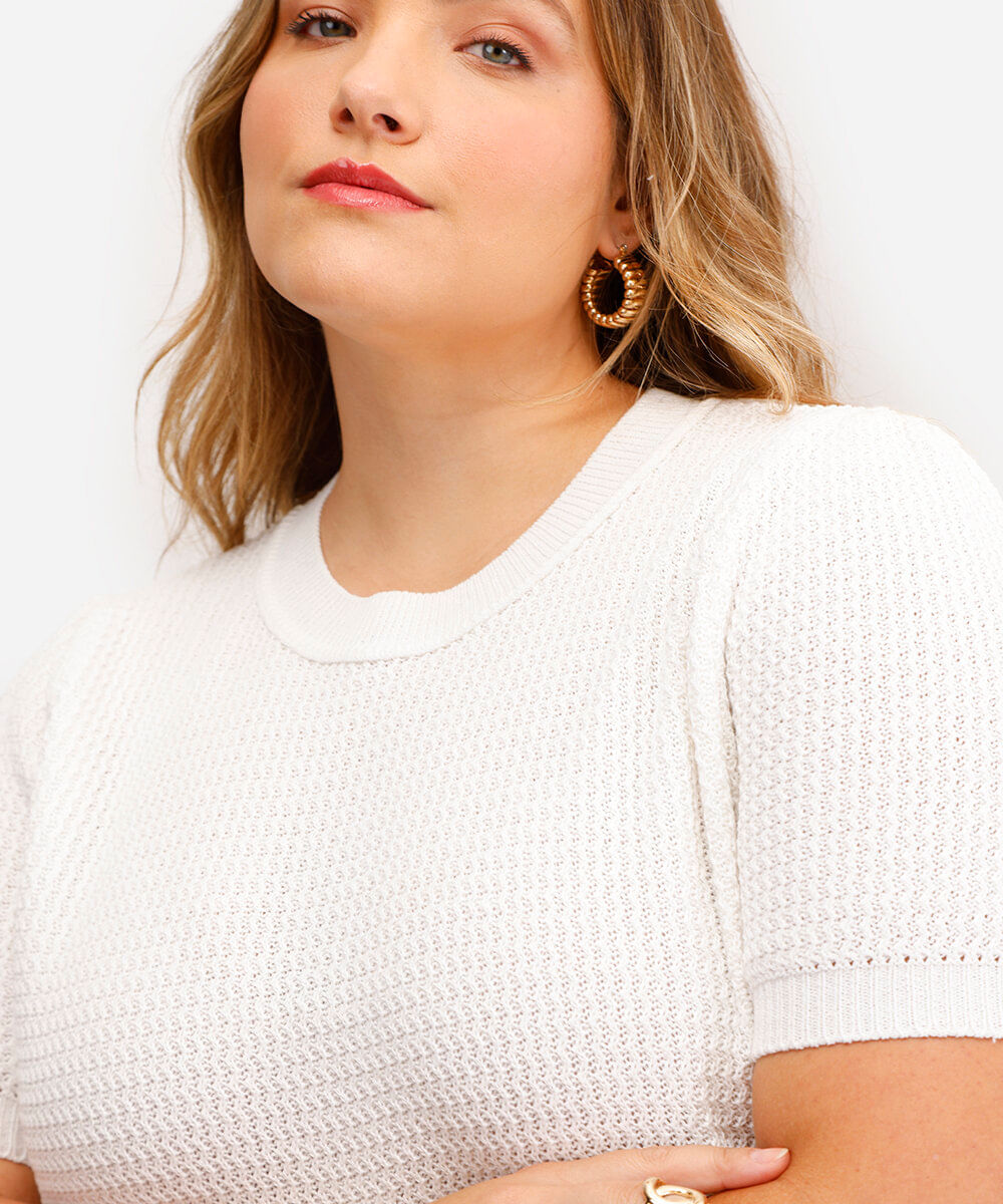 blusa feminina de tricot manga bufante texturizada plus size off white