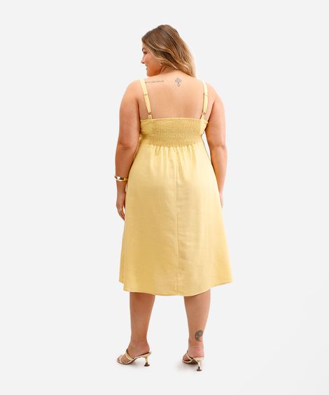 vestido feminino com linho e fenda plus size amarelo