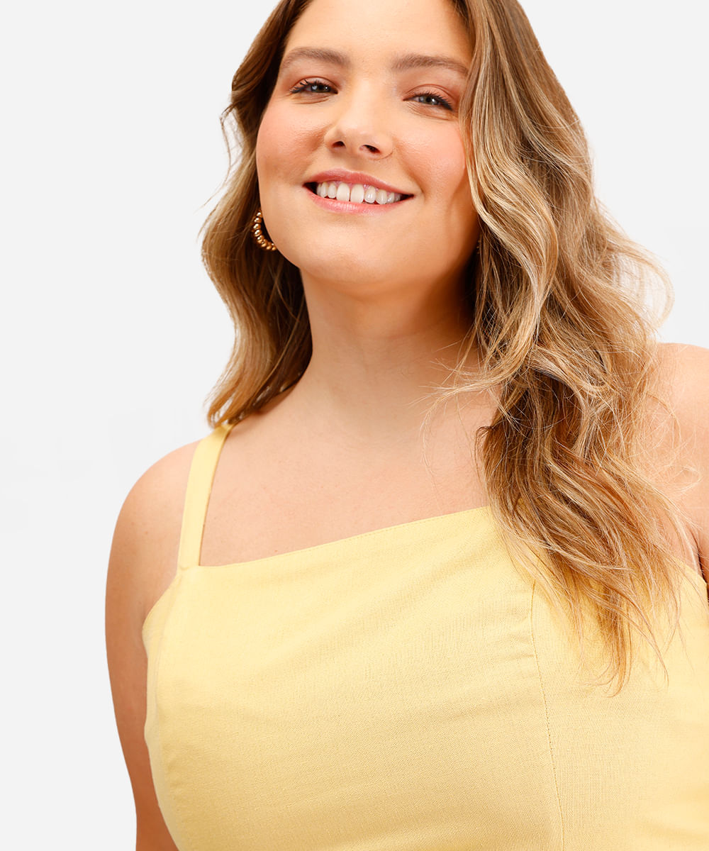 vestido feminino com linho e fenda plus size amarelo