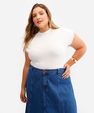 blusa de viscose gola alta manga japonesa plus size off white