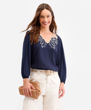 bata de viscose decote v folhagem azul
