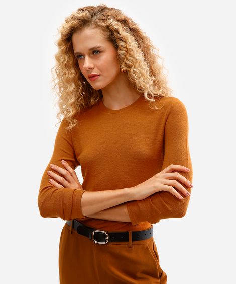 suéter básico de tricô decote redondo azul pastel - marrom medio