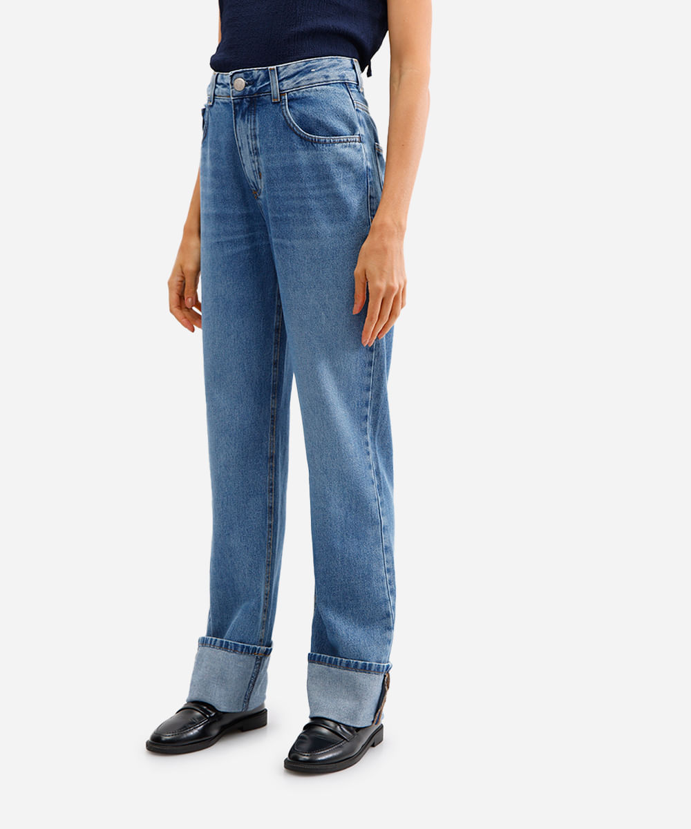 calça reta feminina jeans com barra dobrada azul