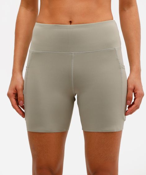 bermuda feminina esportiva com bolsos verde