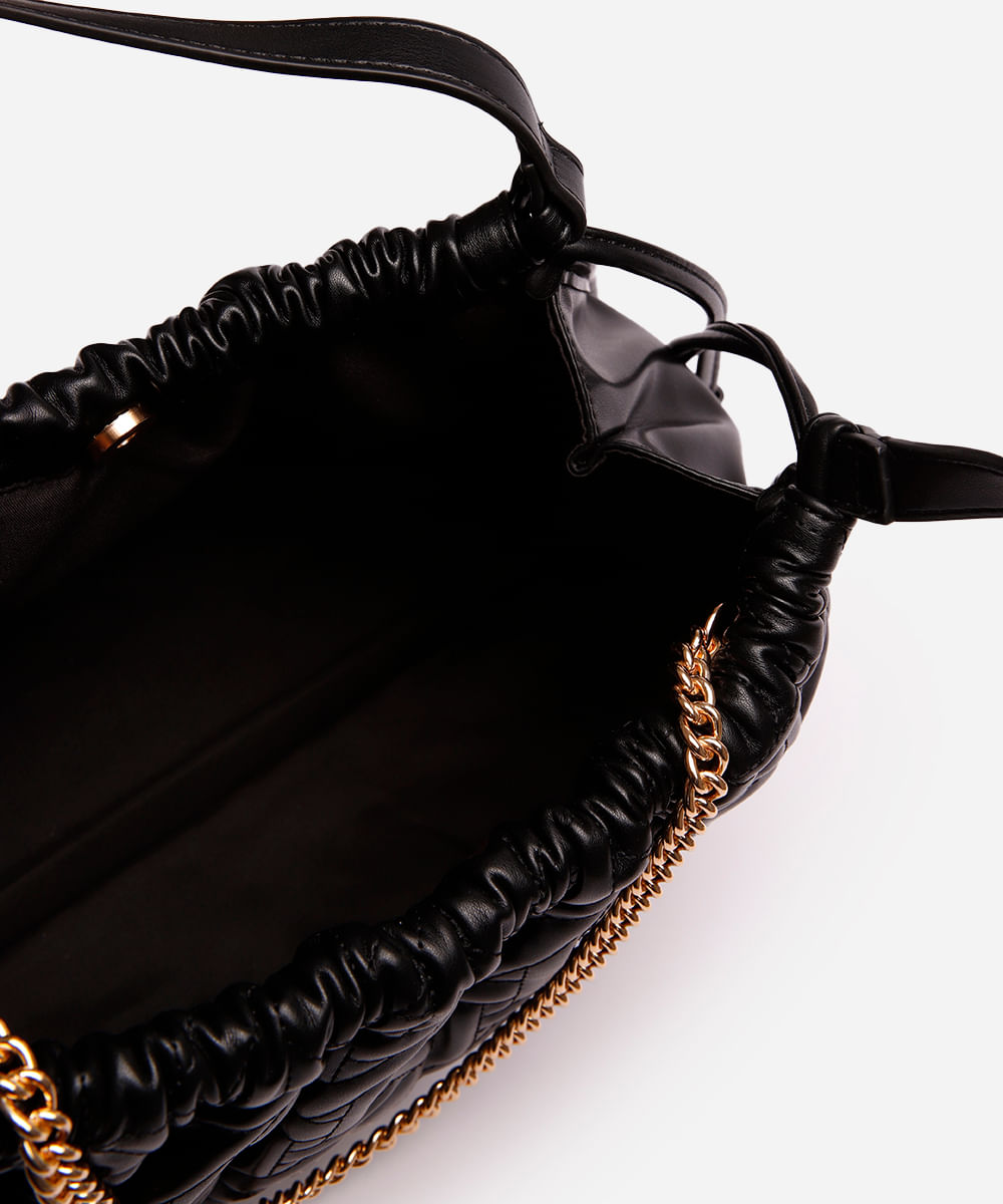 bolsa shoulder feminina matelassê com alça de corrente preta