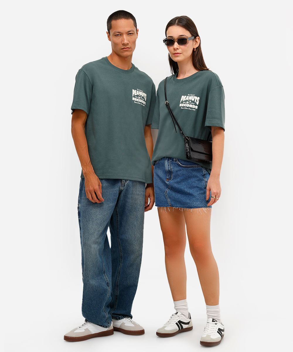 camiseta de algodão manga curta snoopy peanuts verde