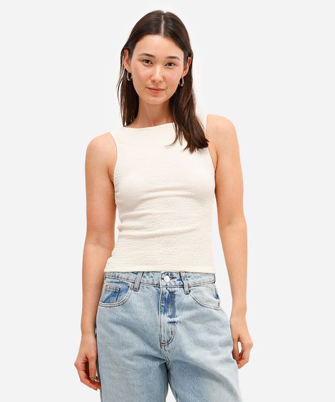 regata feminina decote canoa texturizada off white