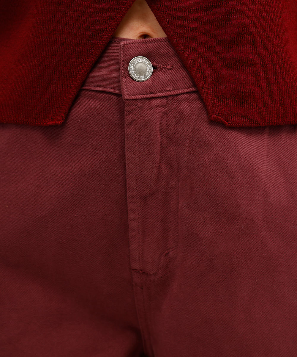 calça cargo feminina de sarja cintura média vinho