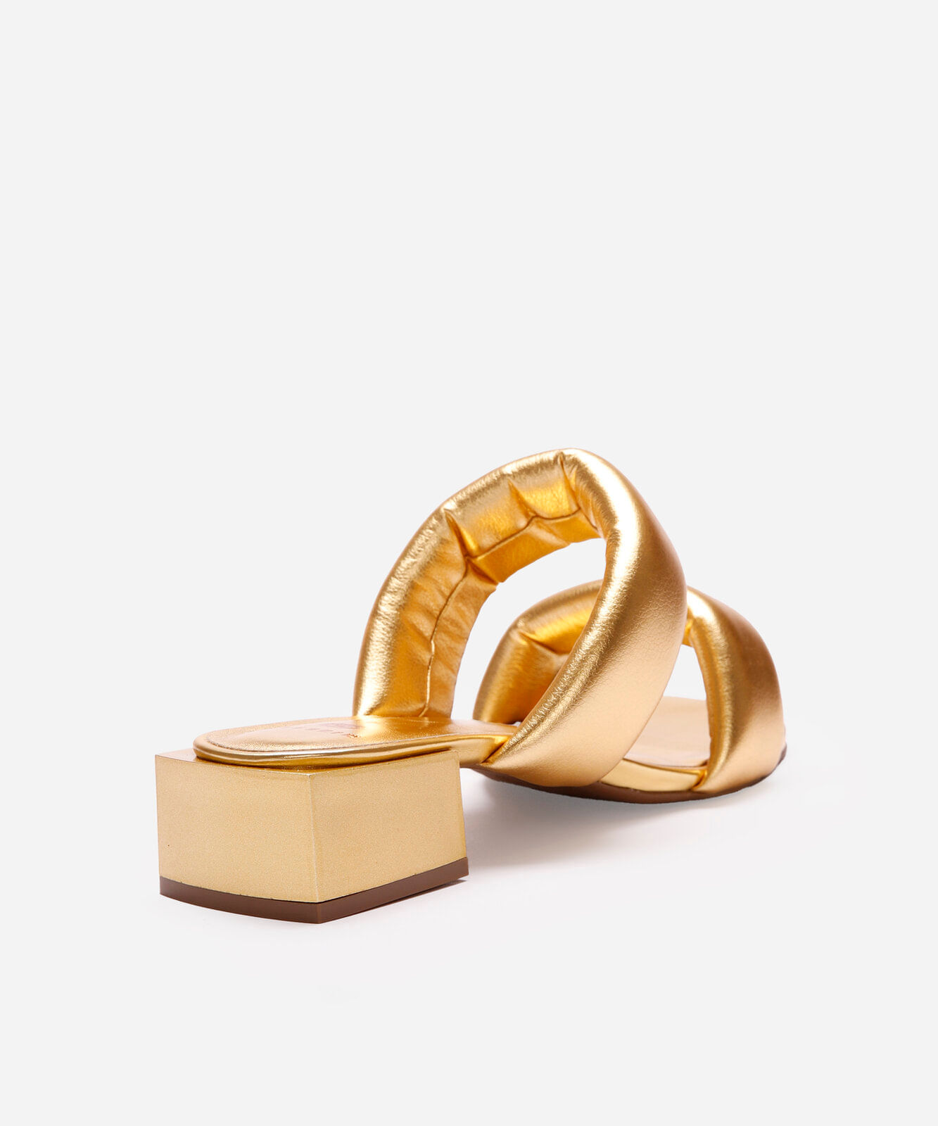 tamanco bico quadrado tira puffer mindset dourado
