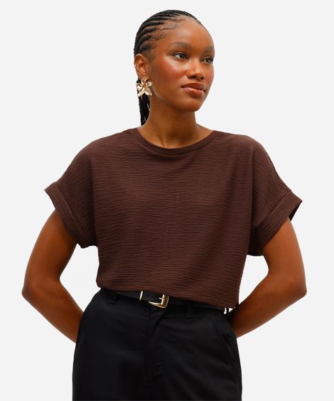 camiseta feminina manga japonesa texturizada marrom