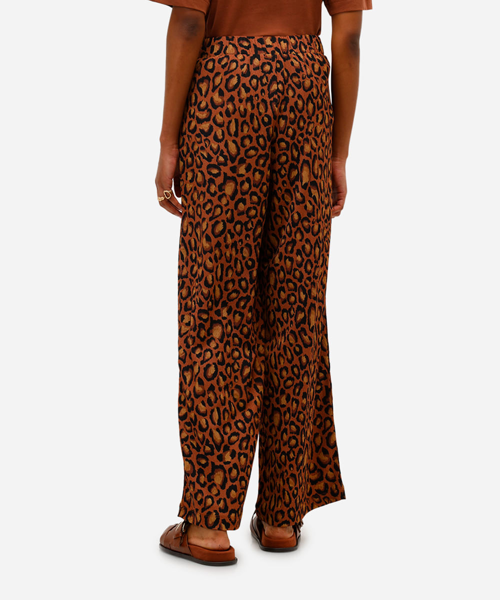 calça wide leg feminina animal print texturizada marrom