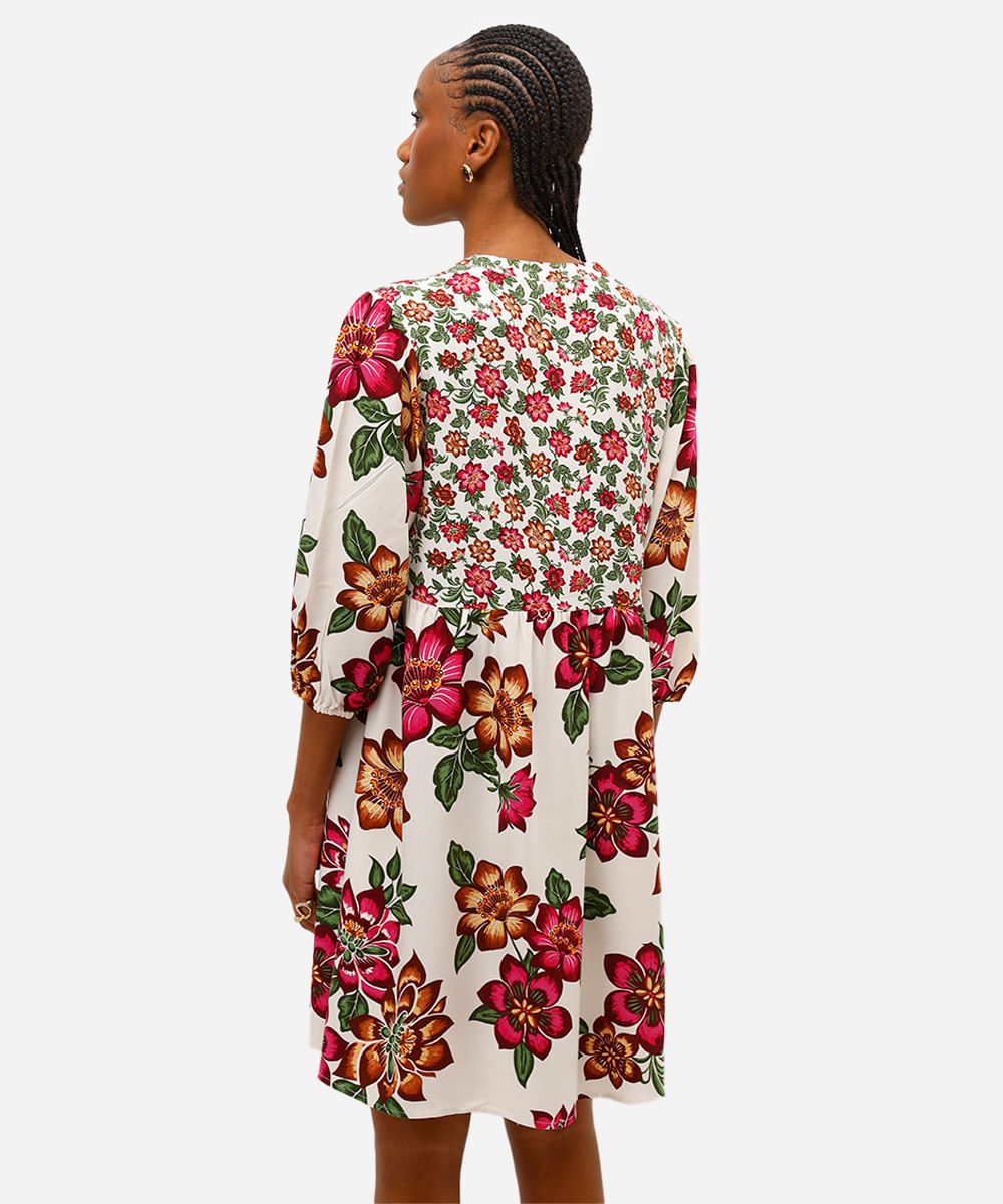 vestido curto feminino de viscose floral off white
