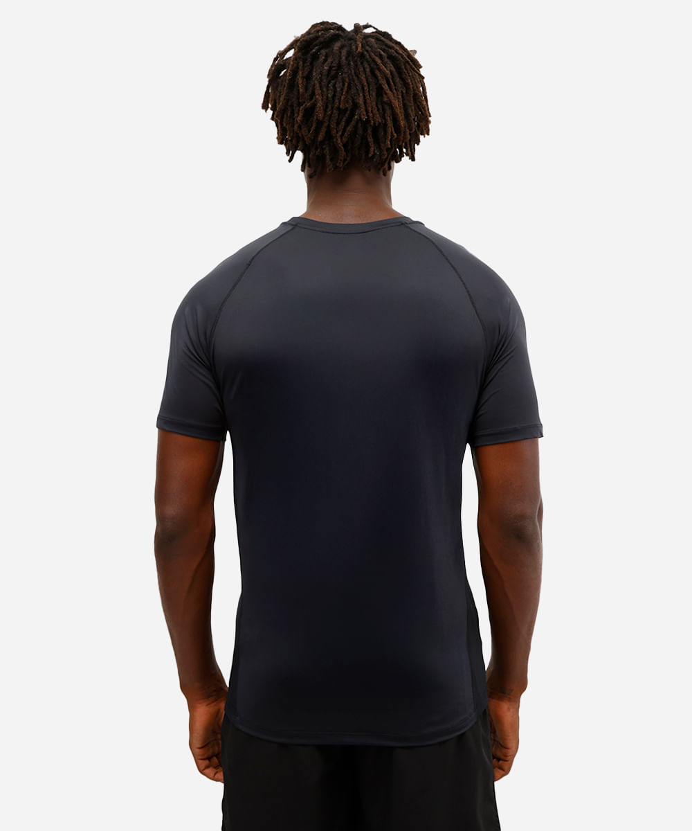 camiseta esportiva masculina com recortes manga curta preta