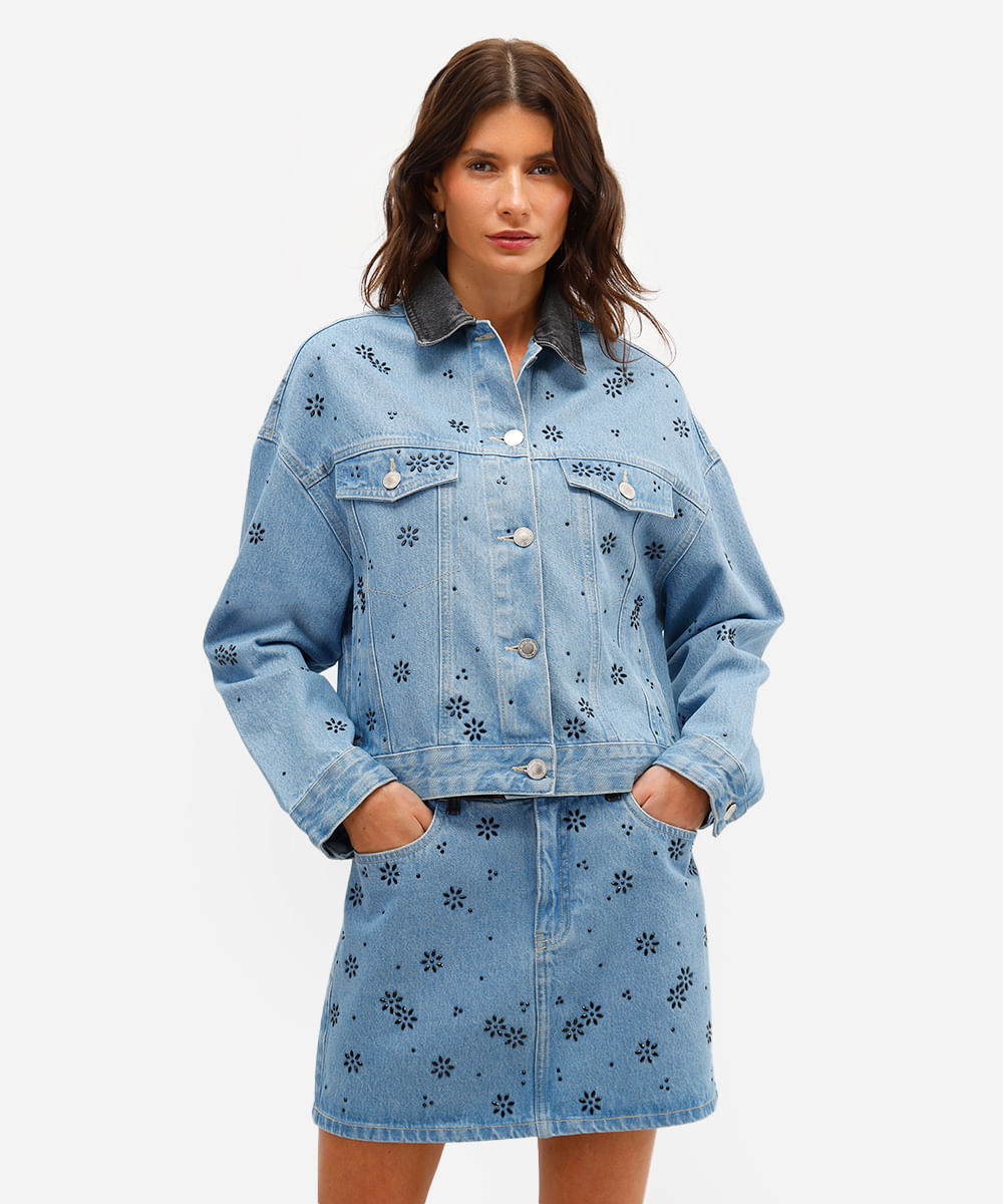 Jaqueta Feminina Jeans Gola Contrastante com Brilhos Azul