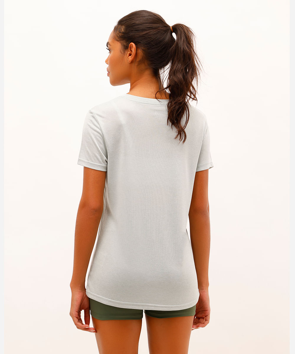 blusa esportiva manga curta cinza