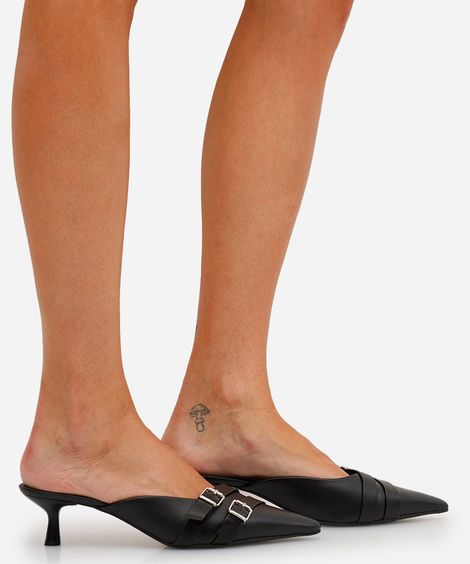 scarpin kitten com fivela oneself preto