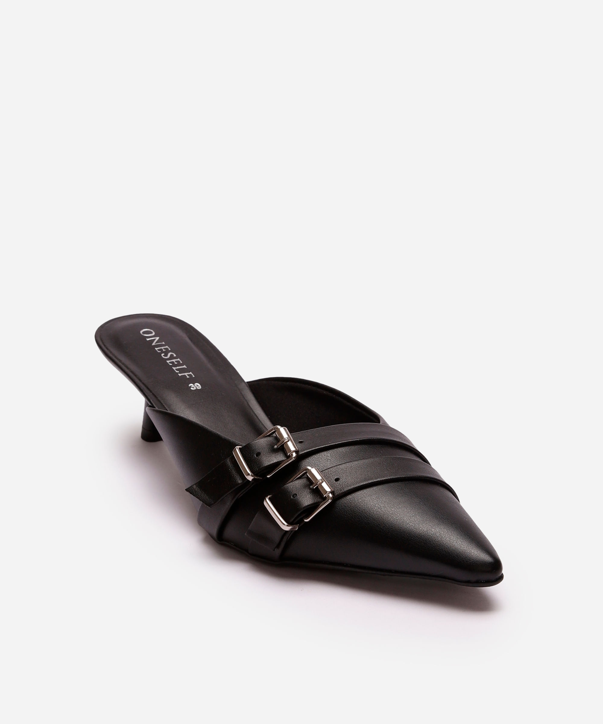 scarpin kitten com fivela oneself preto