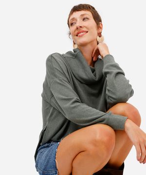 blusa oversized feminina de malha gola alta verde
