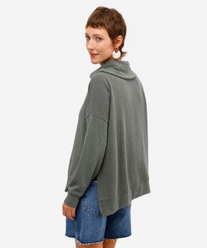 blusa oversized feminina de malha gola alta verde