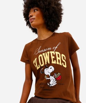 camiseta feminina de algodão manga curta snoopy marrom