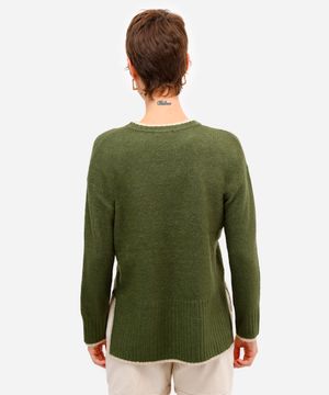 suéter feminino de tricot com fendas verde