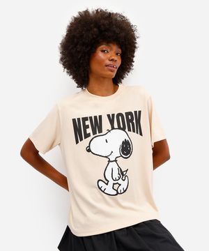 camiseta feminina de algodão peruano snoopy bege