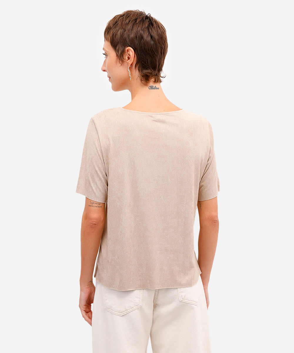 blusa em suede manga curta com recortes marrom - cinza claro