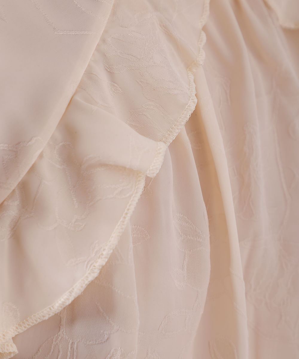 blusa feminina de jacquard floral com babados mindset off white