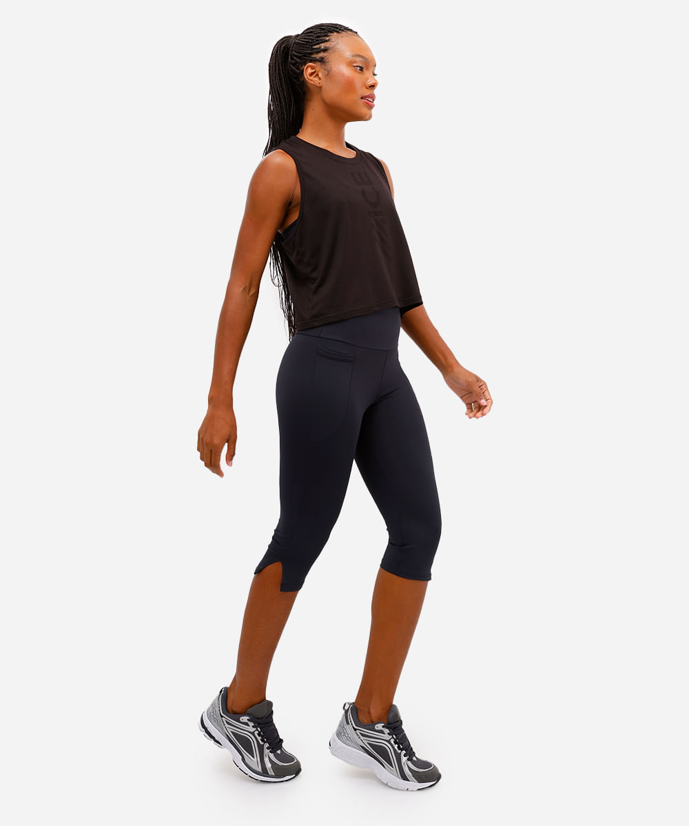 calça corsário feminina esportiva com fendas e bolsos preta