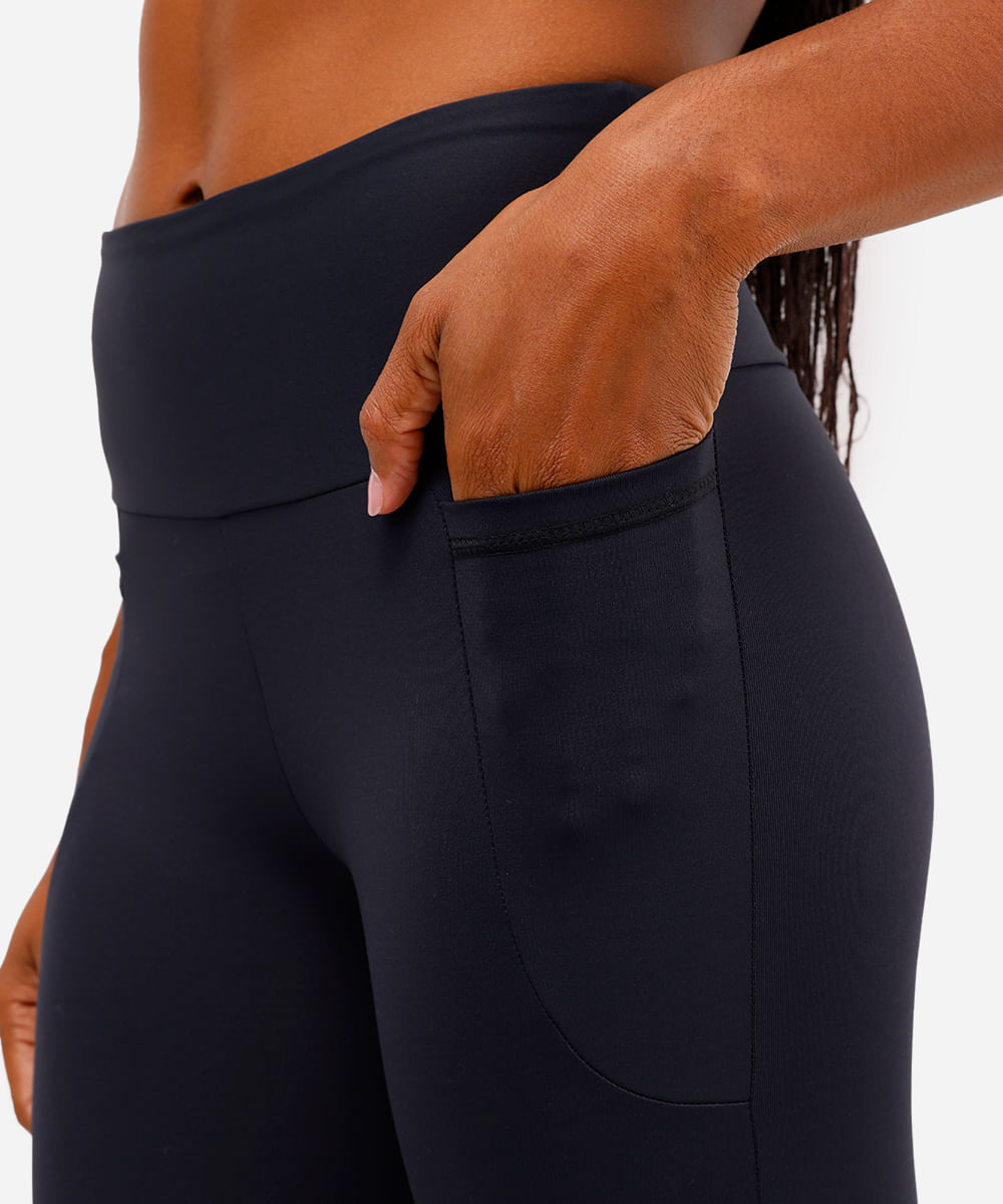 calça corsário feminina esportiva com fendas e bolsos preta