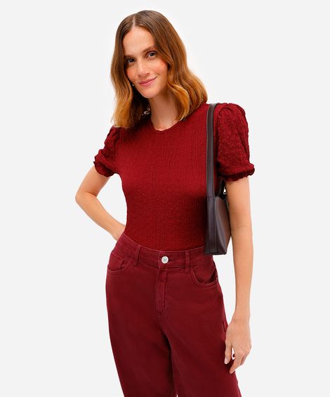 blusa feminina manga bufante texturizada vinho