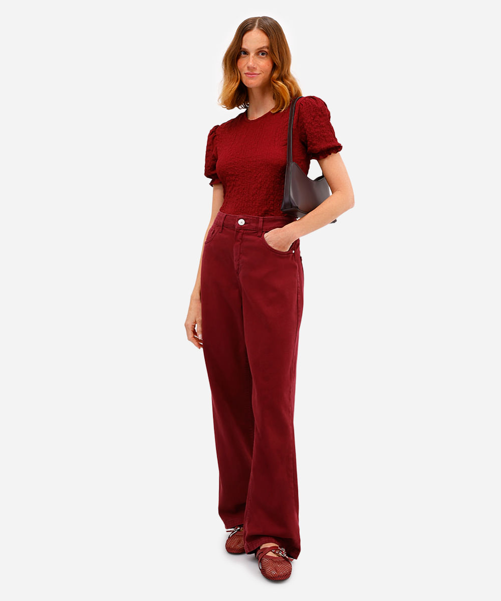 blusa feminina manga bufante texturizada vinho